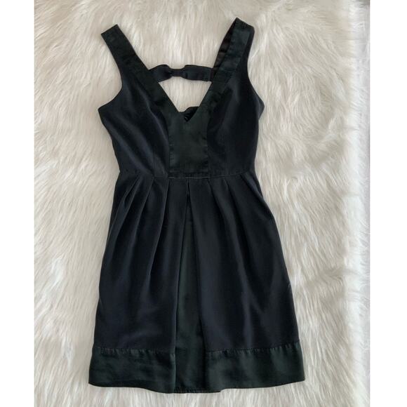 Walter Baker Silk Black Midi Dress Open Back Bow Detail Cocktail Party Size 0 XS - Picture 6 of 15